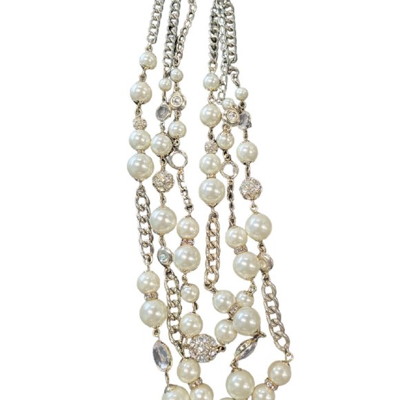 WHBM Faux Pearl & Diamond Necklace - Picture 2 of 3